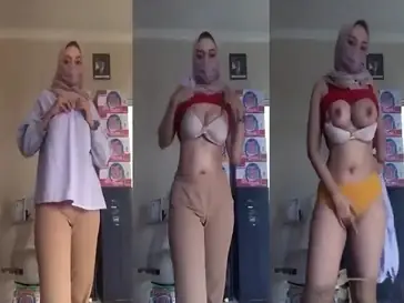 Mahasiswi Jilbab Kirim Foto Payudara Ke Pacar